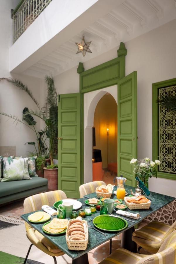 Riad Dar Adal Exclusivite 2 A 6 Personnes Petit Dejeuner Compris Place Jemaa El Fna Marrakesh Exterior photo