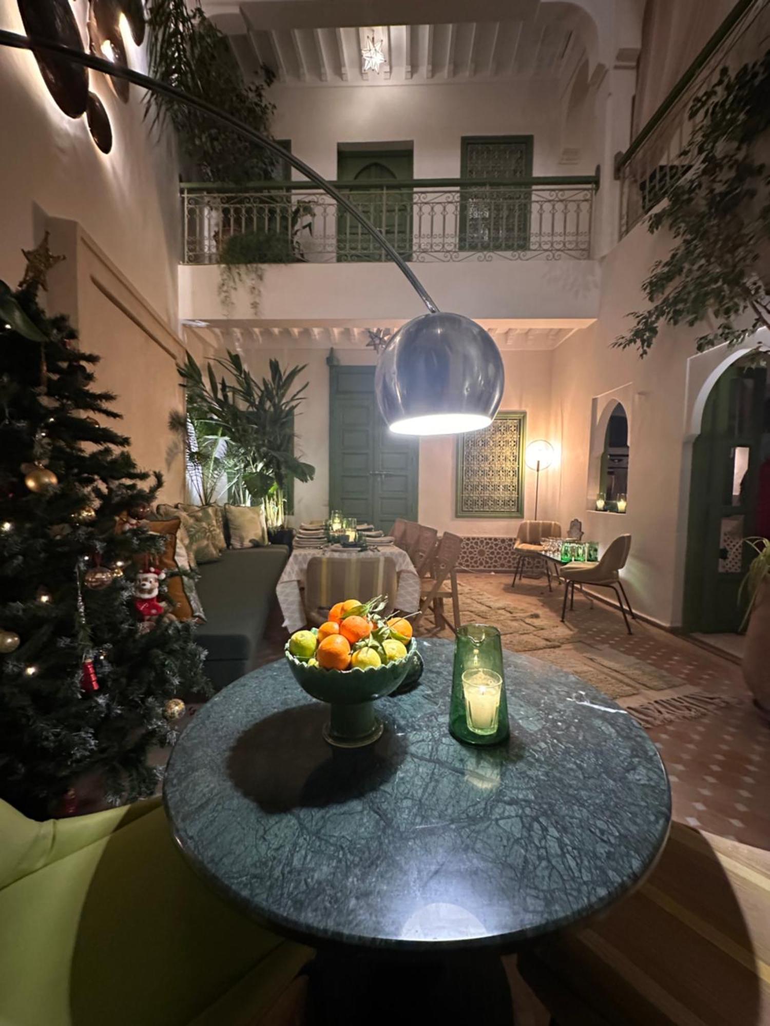 Riad Dar Adal Exclusivite 2 A 6 Personnes Petit Dejeuner Compris Place Jemaa El Fna Marrakesh Exterior photo